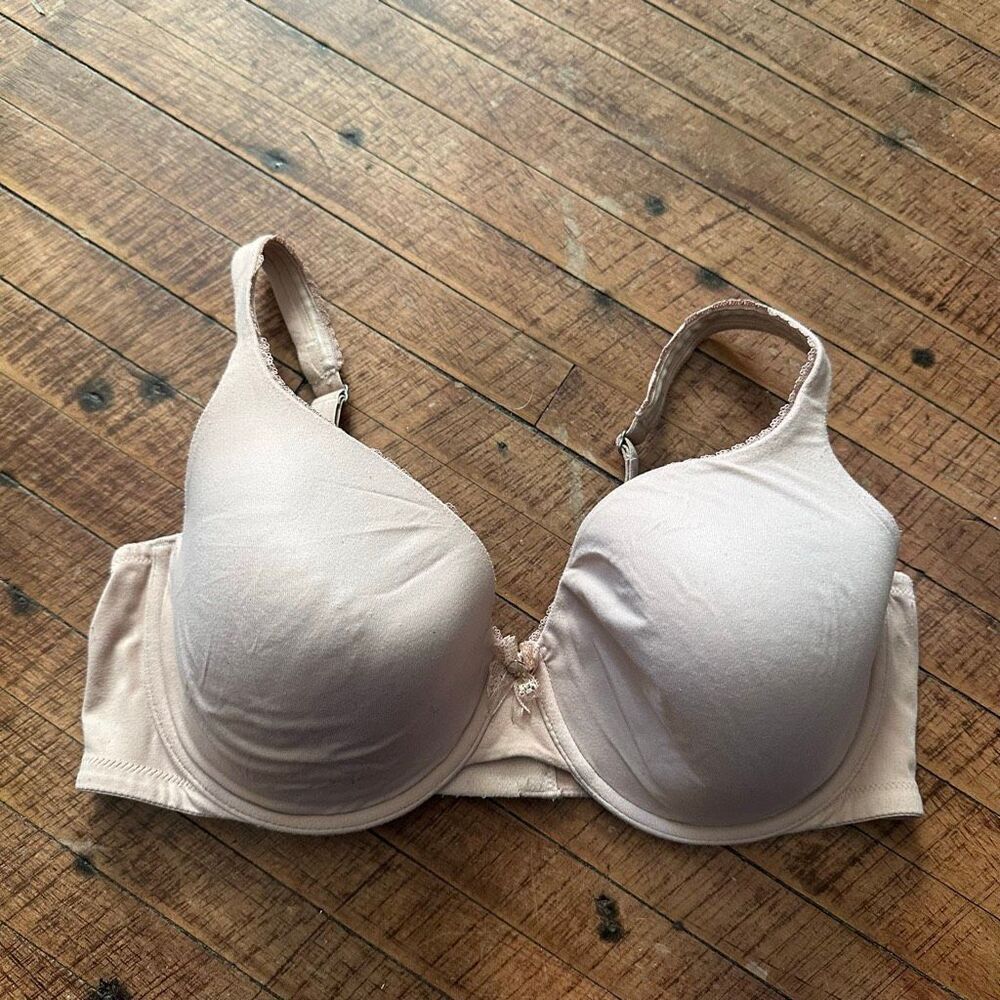 Victorias Secret 38D Body lace trim lined perfect coverage nude bra